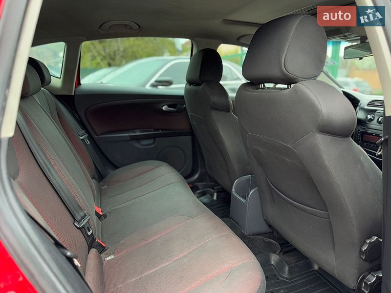 Хэтчбек SEAT Leon 2008 в Бердичеве