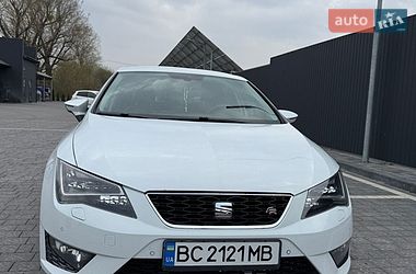 Хэтчбек SEAT Leon 2015 в Самборе