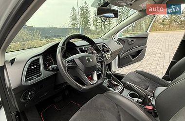 Хэтчбек SEAT Leon 2015 в Самборе