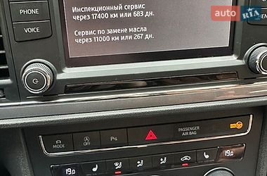 Хэтчбек SEAT Leon 2015 в Самборе