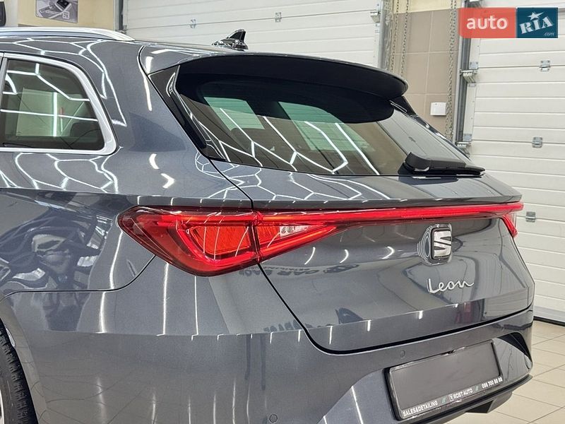 Универсал SEAT Leon 2023 в Буче
