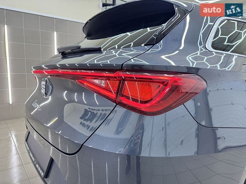 Универсал SEAT Leon 2023 в Буче
