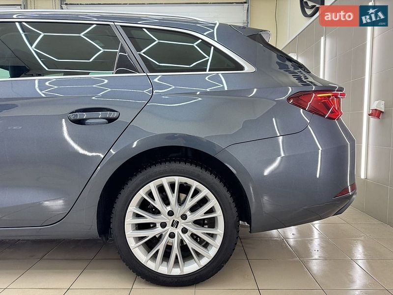 Универсал SEAT Leon 2023 в Буче