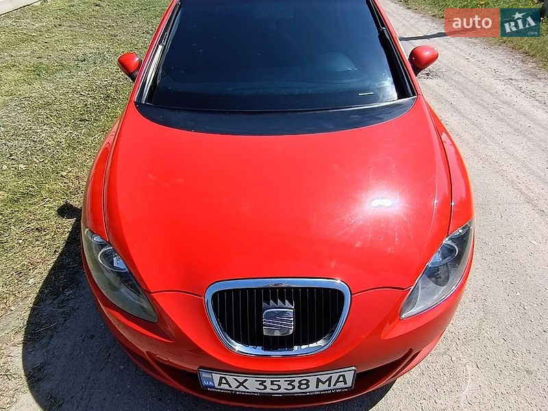 Хэтчбек SEAT Leon 2005 в Харькове