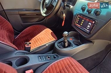 Хэтчбек SEAT Leon 2005 в Харькове