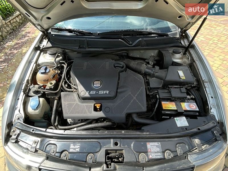 Хэтчбек SEAT Leon 2001 в Волочиске