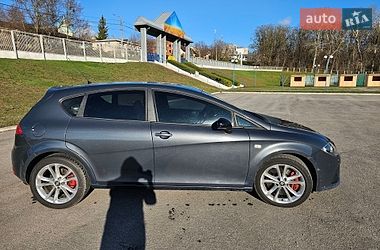 Хэтчбек SEAT Leon 2007 в Обухове