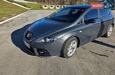 Хэтчбек SEAT Leon 2007 в Обухове