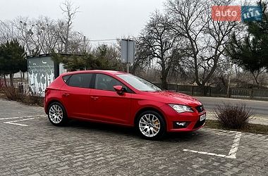 Хэтчбек SEAT Leon 2013 в Киеве