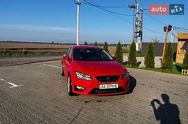 Хэтчбек SEAT Leon 2013 в Киеве