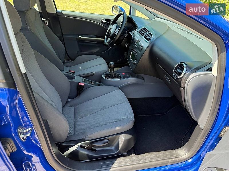 Хэтчбек SEAT Leon 2006 в Кропивницком