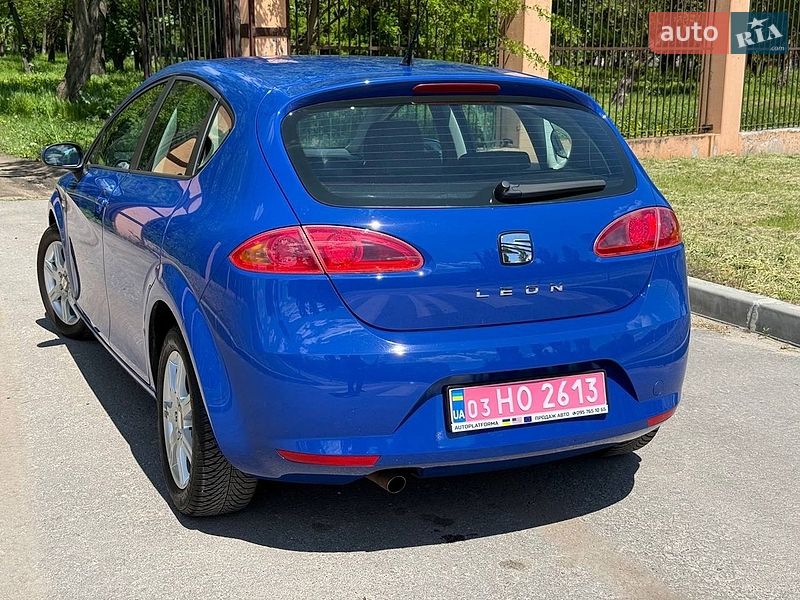 Хэтчбек SEAT Leon 2006 в Кропивницком