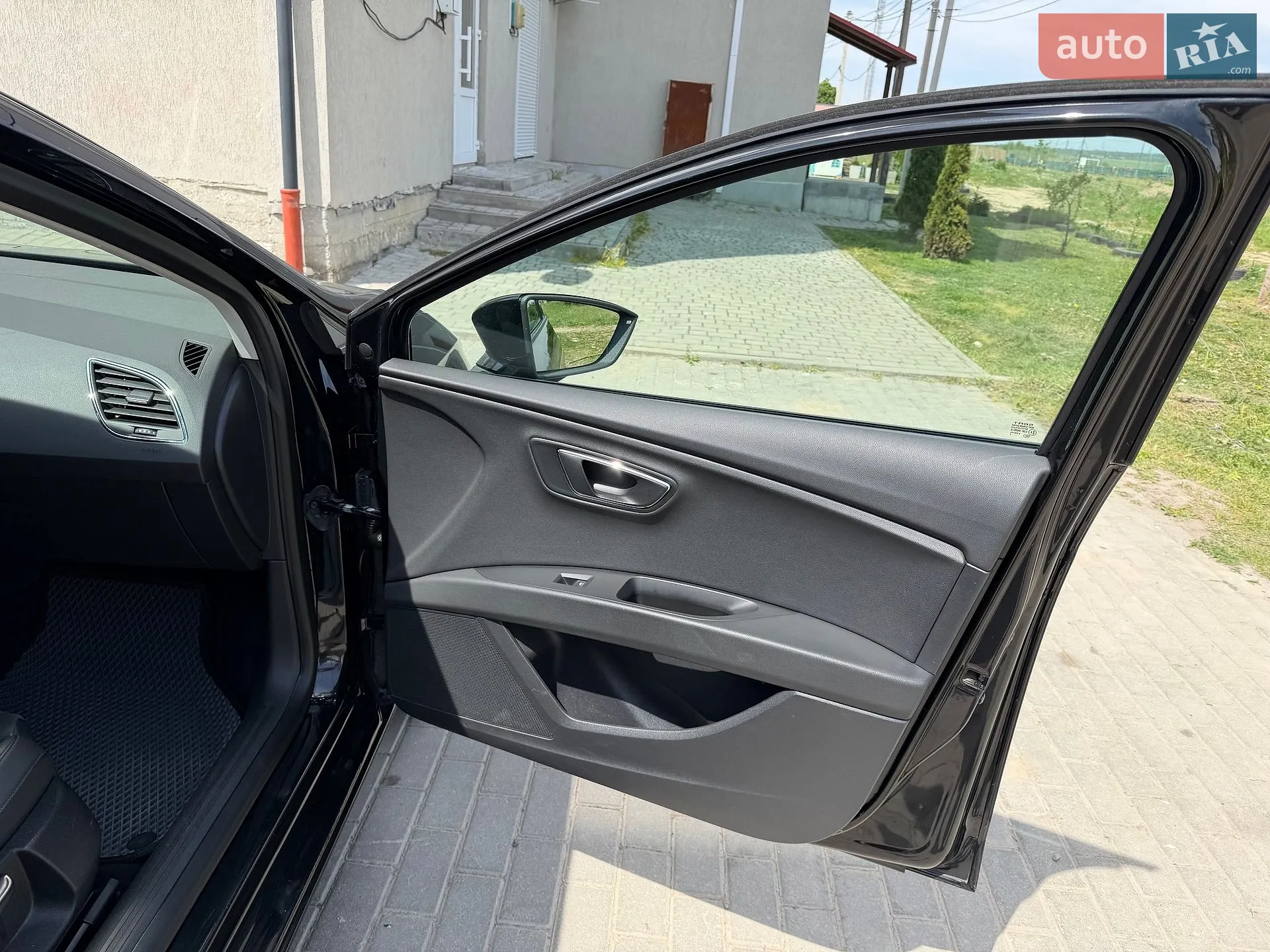 2015 SEAT Leon - мініатюра 22