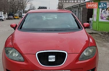 Хетчбек SEAT Leon 2006 в Дніпрі