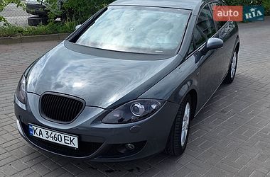 Хетчбек SEAT Leon 2006 в Києві