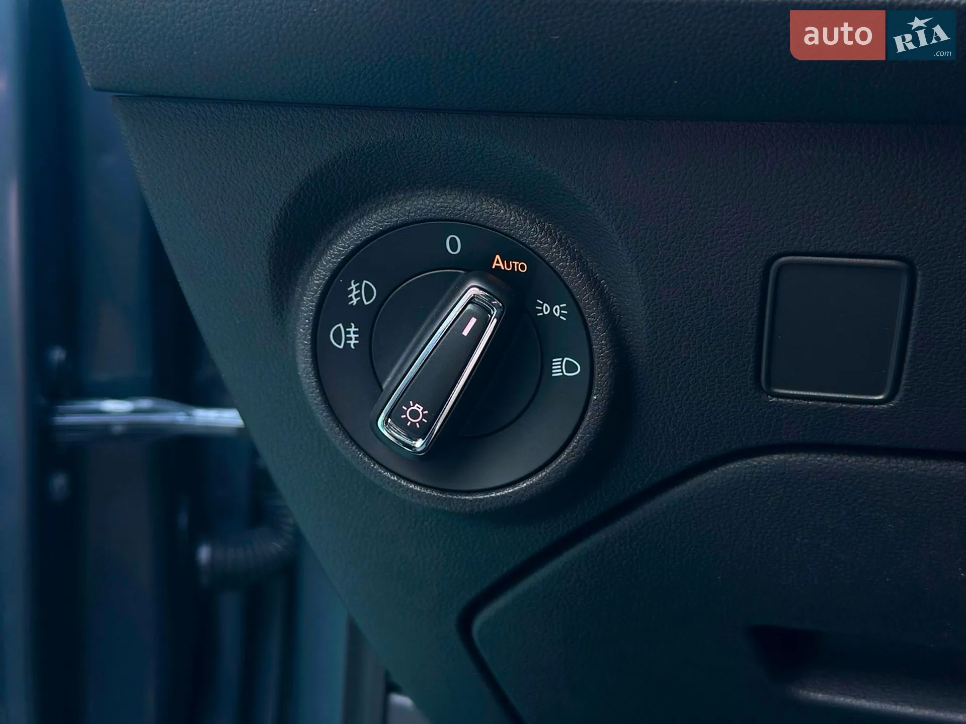 2015 SEAT Leon - мініатюра 41