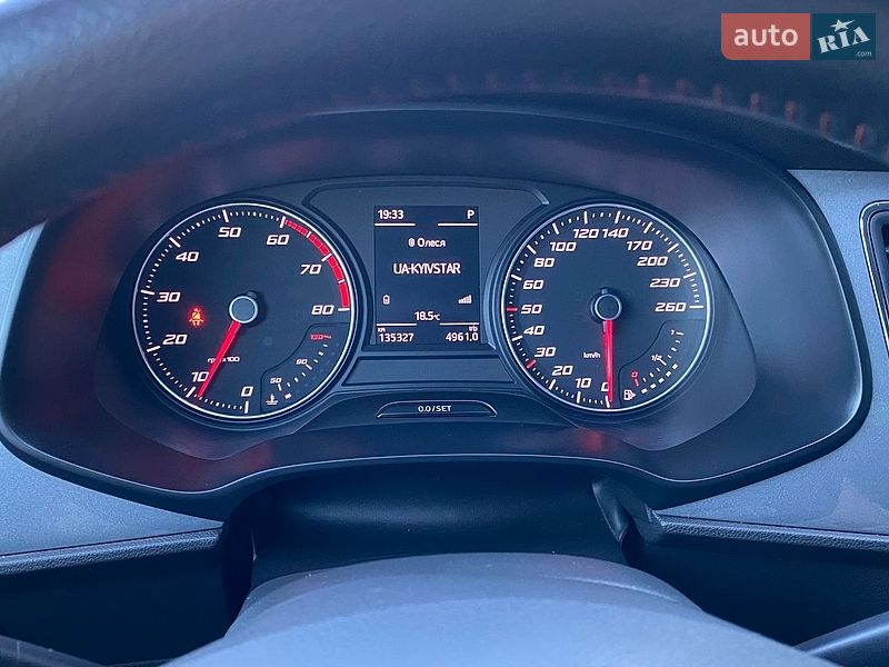Хэтчбек SEAT Leon 2015 в Василькове