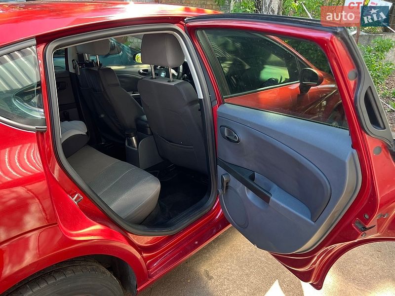 Хетчбек SEAT Leon 2008 в Києві фото 18 Хетчбек SEAT Leon 2008 в Києві