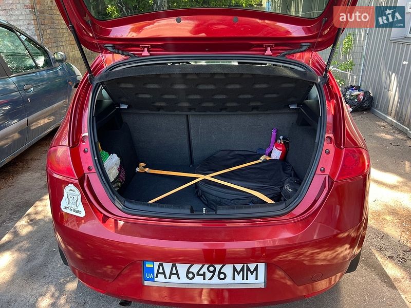 Хетчбек SEAT Leon 2008 в Києві фото 10 Хетчбек SEAT Leon 2008 в Києві