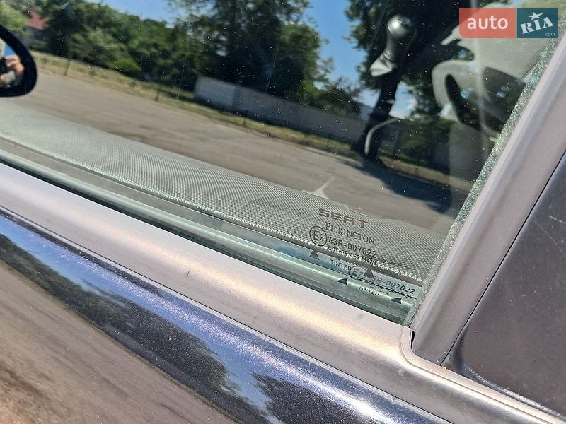 Хетчбек SEAT Leon 2006 в Києві