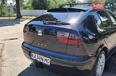 Хетчбек SEAT Leon 2006 в Києві