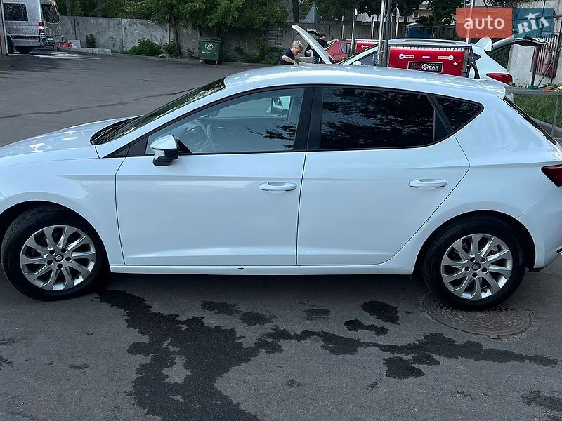 Хетчбек SEAT Leon 2013 в Києві
