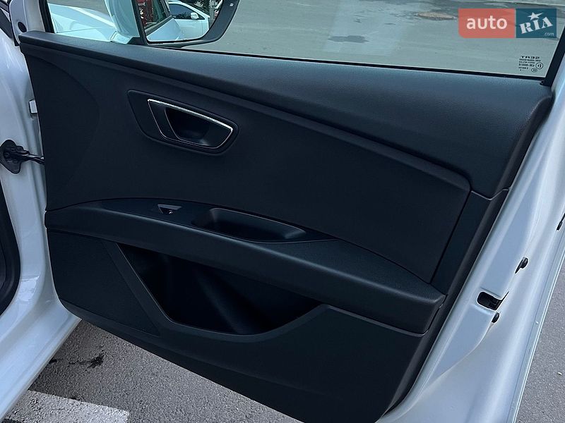 Хетчбек SEAT Leon 2013 в Києві