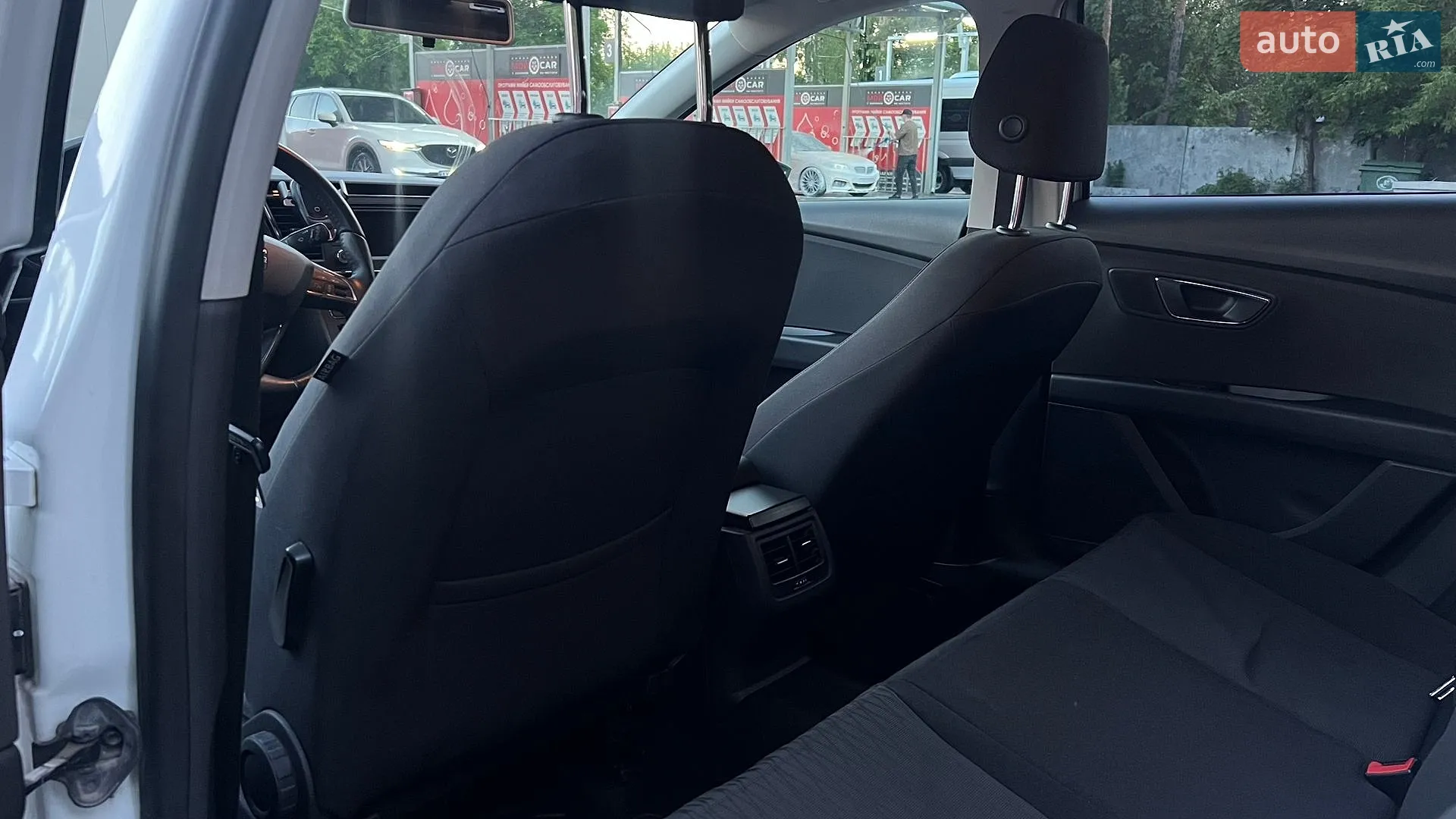 2013 SEAT Leon - мініатюра 27