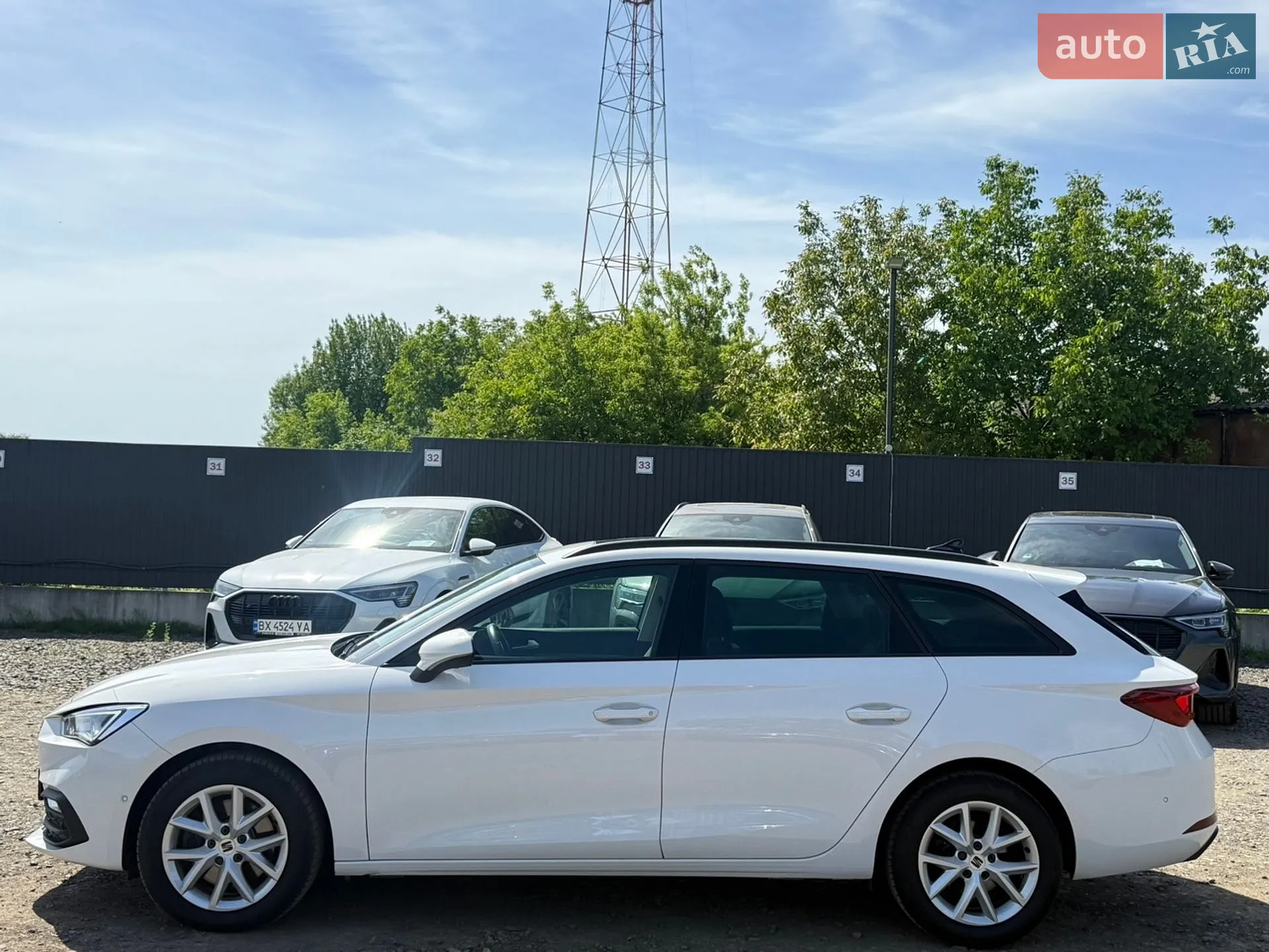 2022 SEAT Leon - мініатюра 5