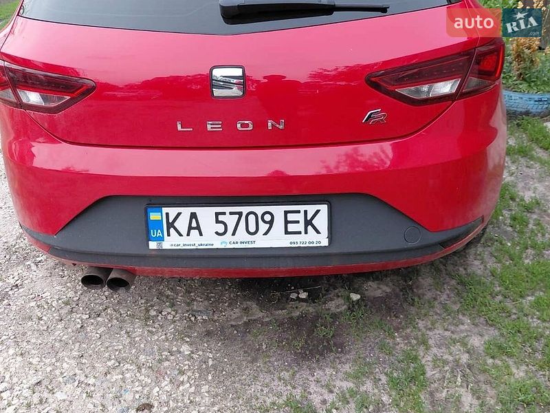 Хэтчбек SEAT Leon 2013 в Барышевке