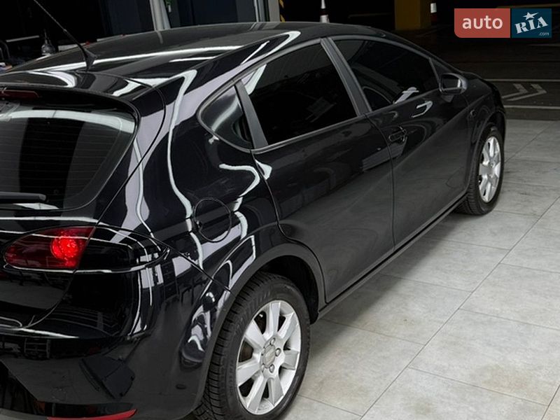 Хэтчбек SEAT Leon 2008 в Киеве фото 5 Хэтчбек SEAT Leon 2008 в Киеве