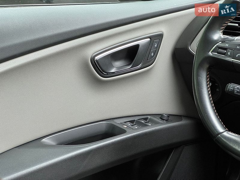 Универсал SEAT Leon 2014 в Полтаве