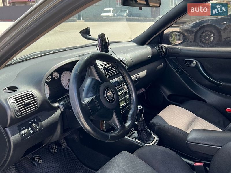 Хетчбек SEAT Leon 2003 в Львові