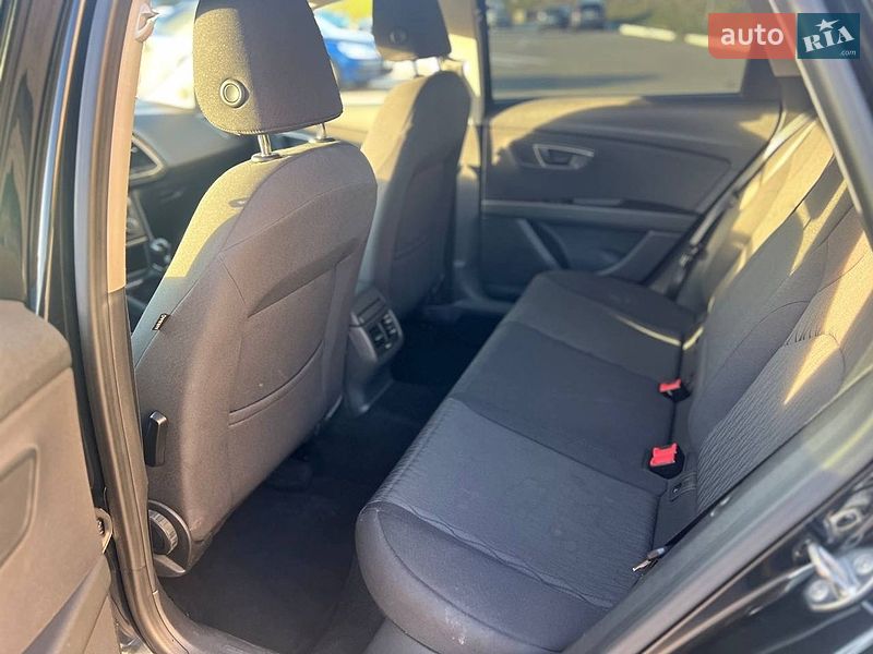 Универсал SEAT Leon 2014 в Киеве