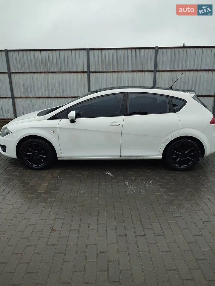 2011 SEAT Leon - мініатюра 16