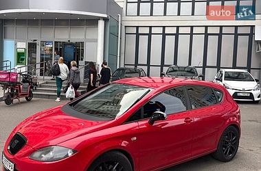 Хетчбек SEAT Leon 2008 в Києві