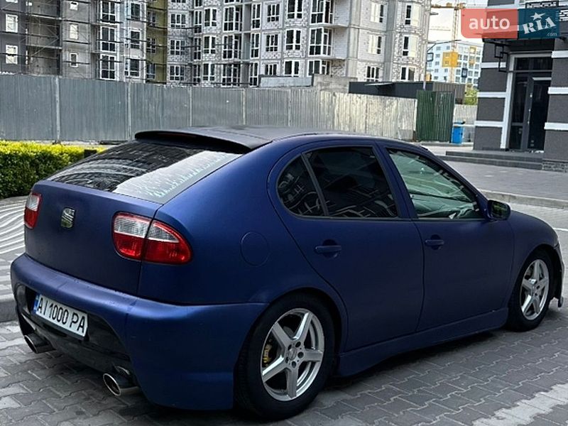 Хэтчбек SEAT Leon 2000 в Буче