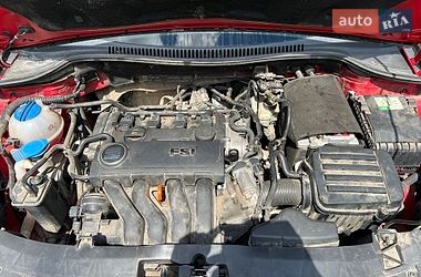 Хэтчбек SEAT Leon 2006 в Гадяче