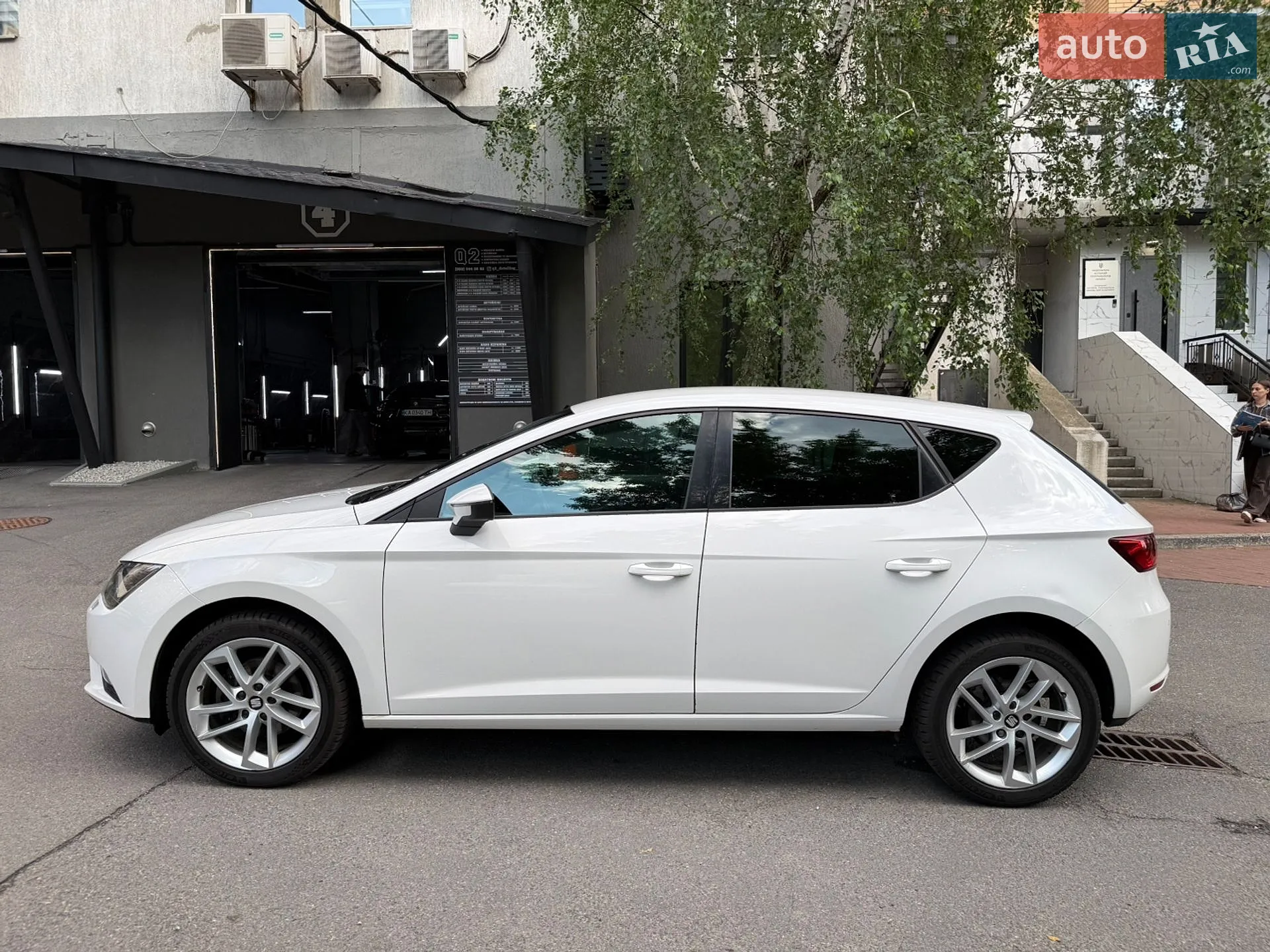 2015 SEAT Leon - мініатюра 9