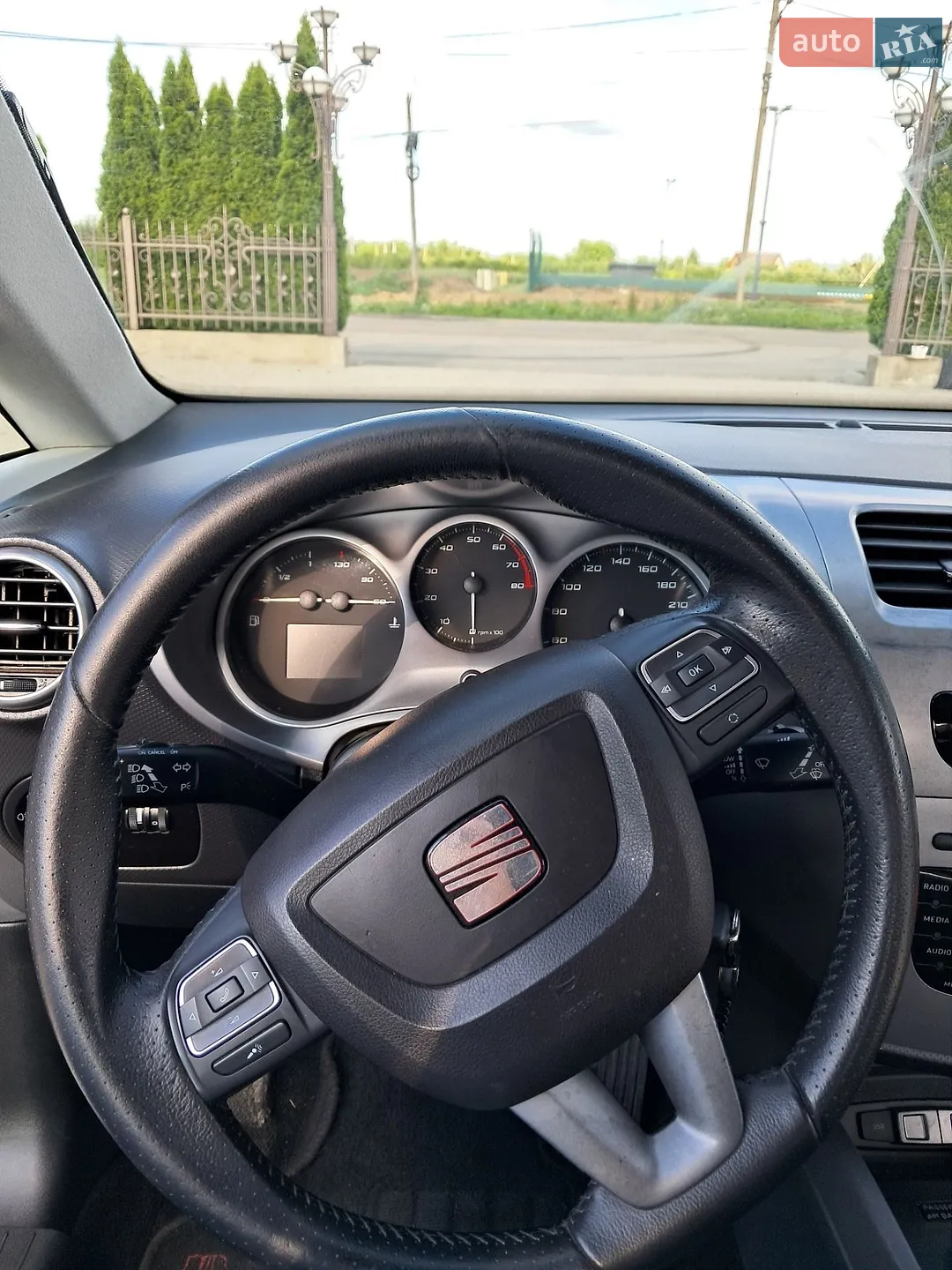 2011 SEAT Leon - мініатюра 13