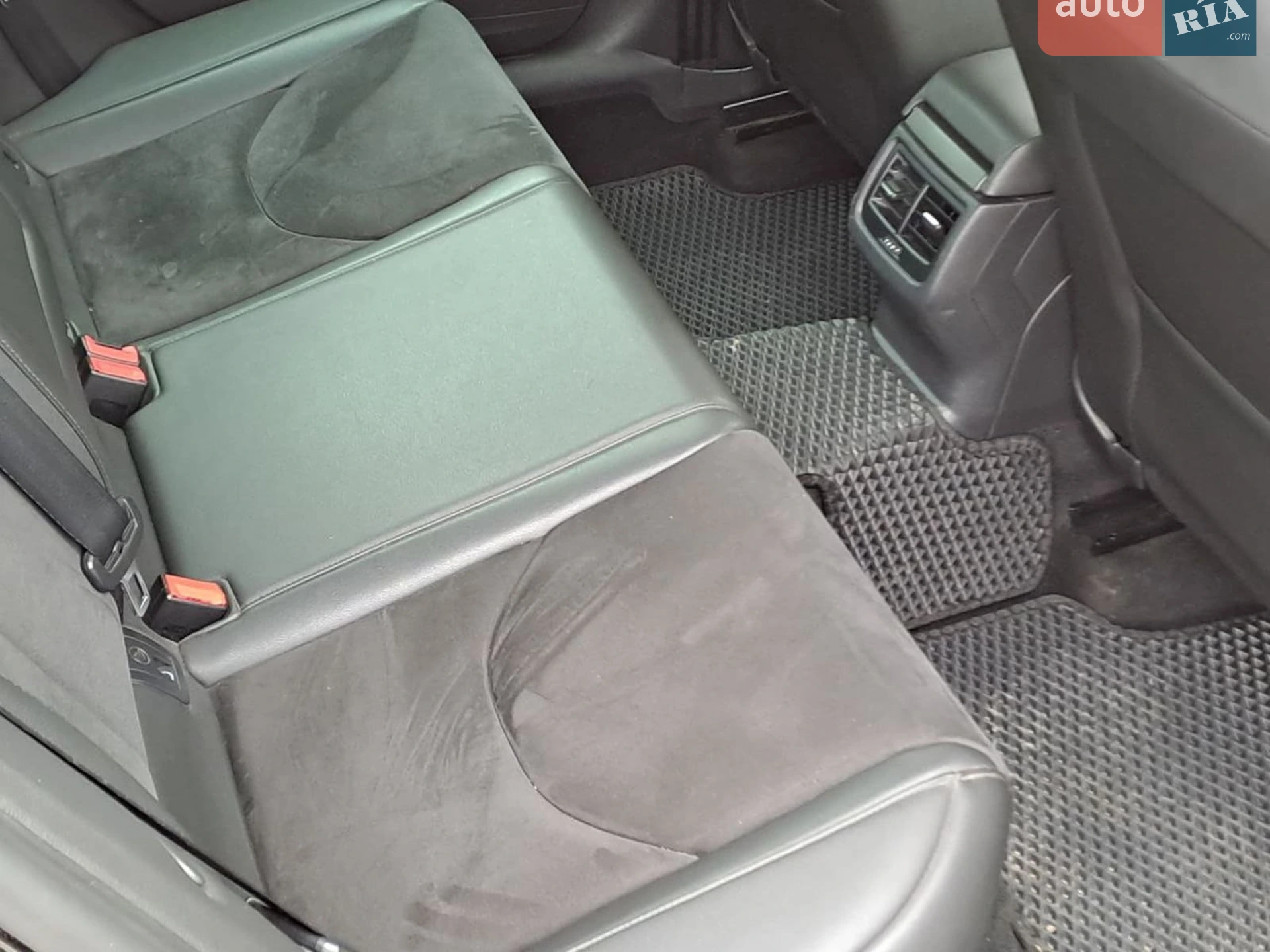 2014 SEAT Leon - мініатюра 10