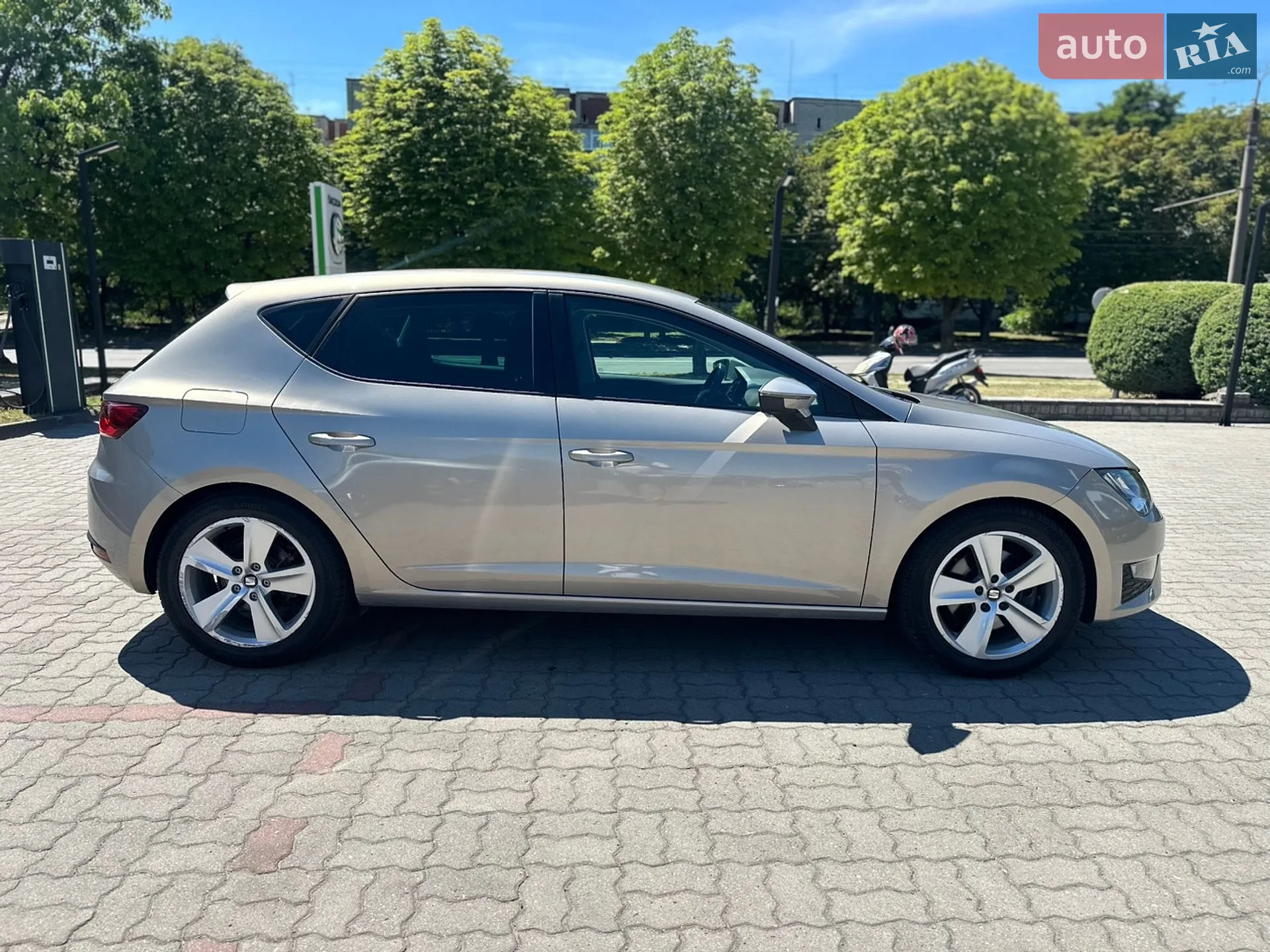 2014 SEAT Leon - мініатюра 4