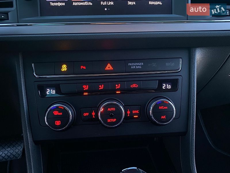 Хэтчбек SEAT Leon 2018 в Ровно