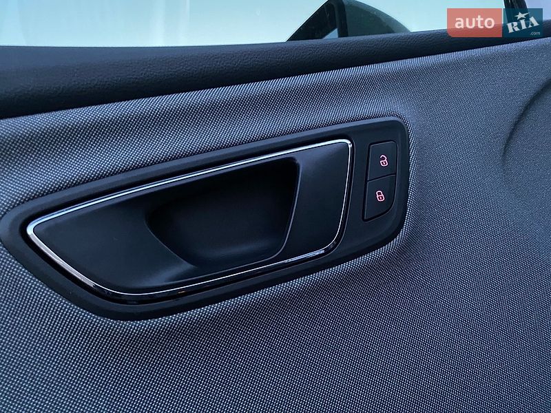 Хэтчбек SEAT Leon 2018 в Ровно