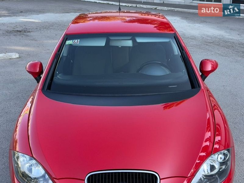 Хэтчбек SEAT Leon 2010 в Харькове