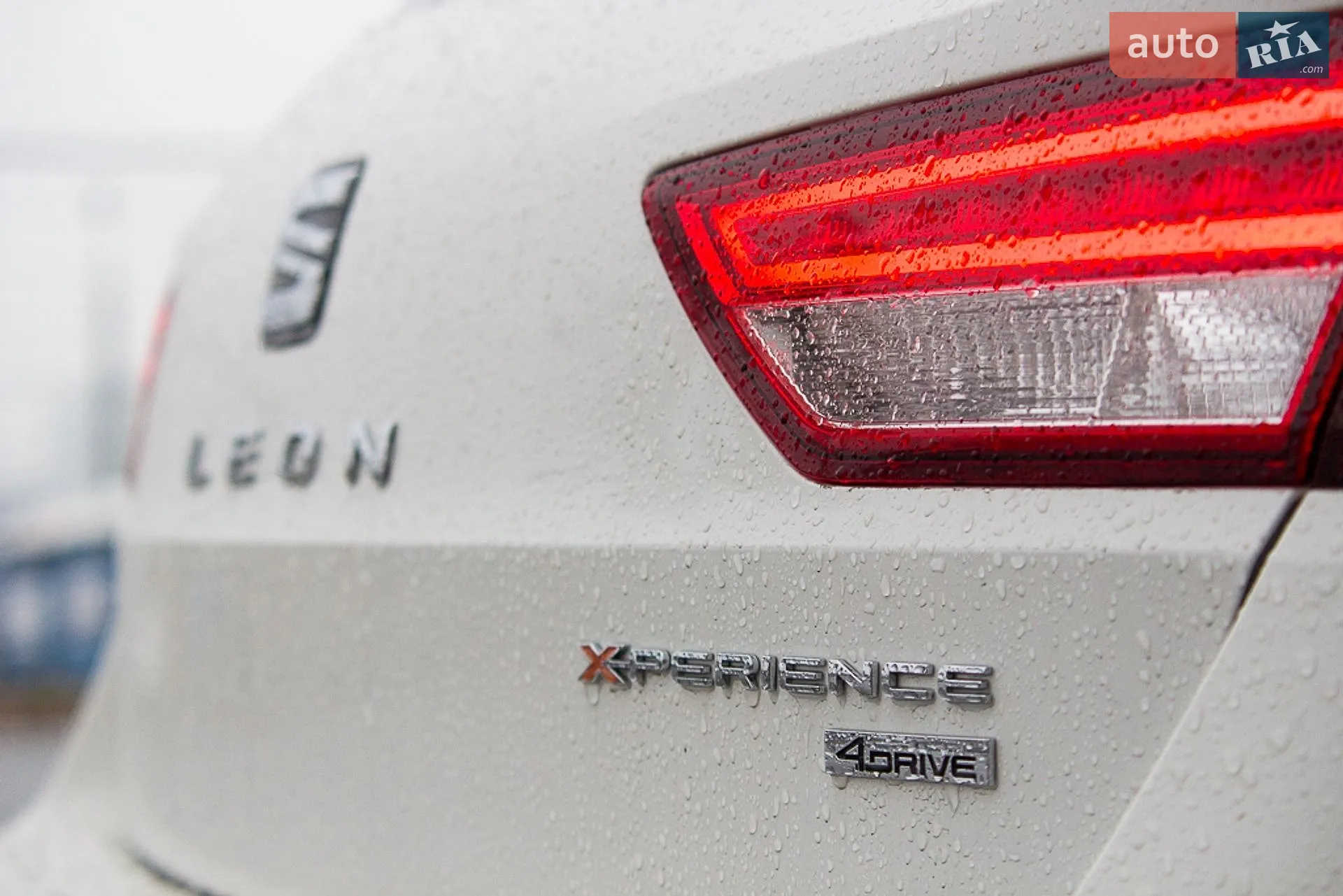 2015 SEAT Leon - мініатюра 16