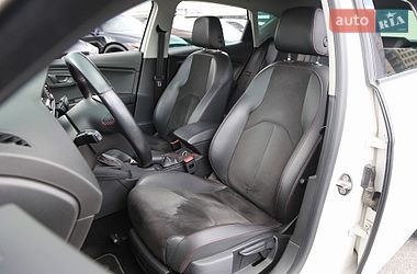 Хэтчбек SEAT Leon 2015 в Киеве