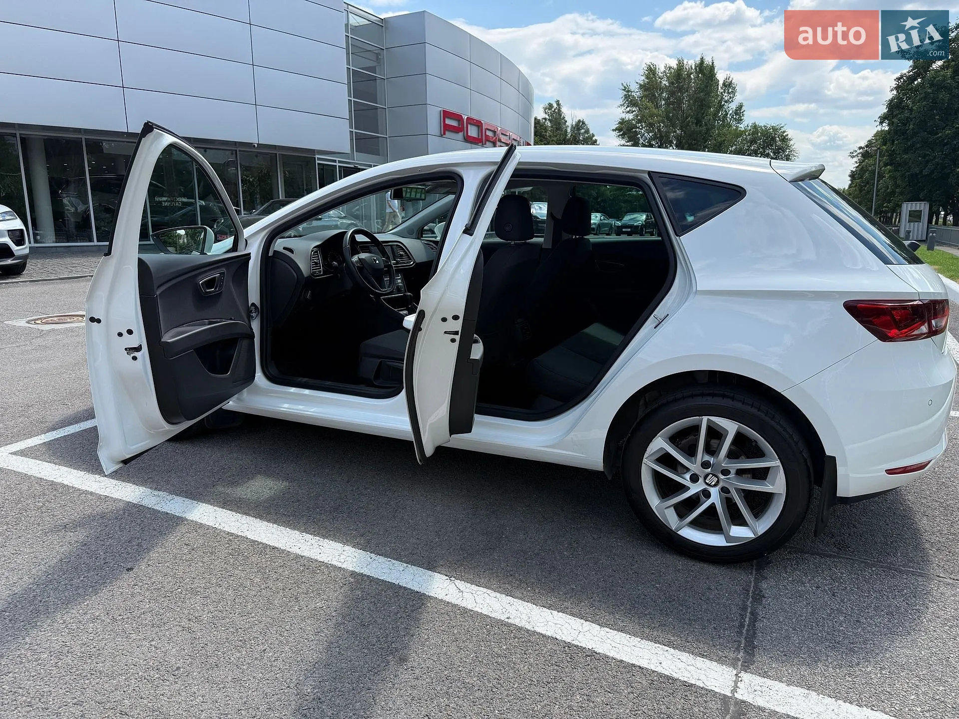 2016 SEAT Leon - мініатюра 9
