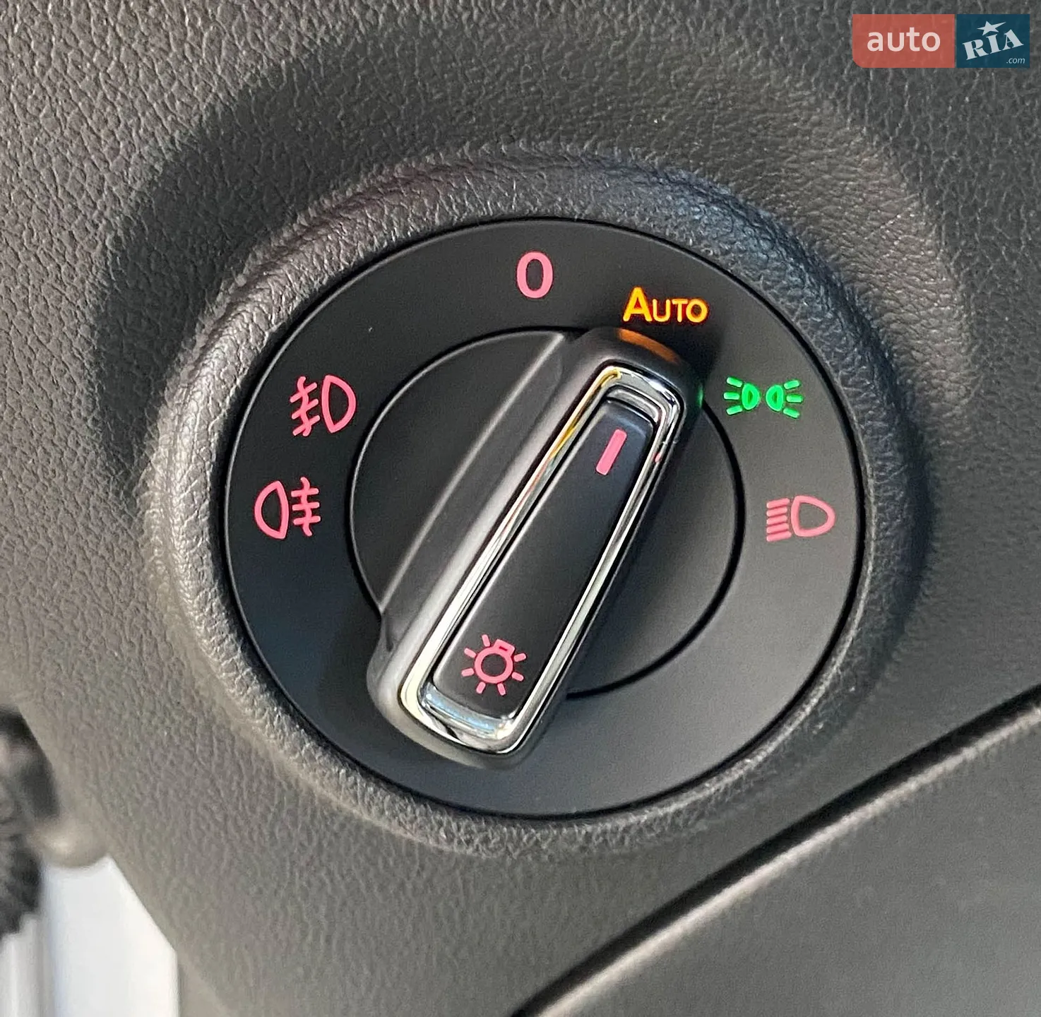 2018 SEAT Leon - мініатюра 13