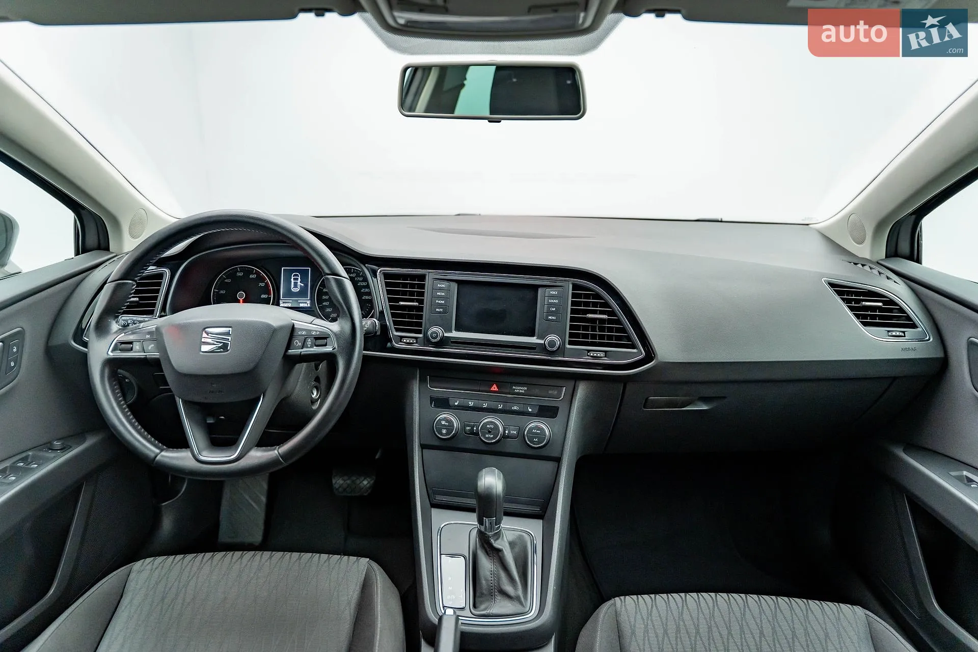 2015 SEAT Leon - мініатюра 10